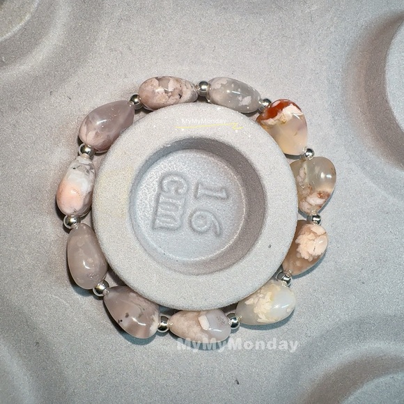 Heart Cherry Blossom Agate Bracelet 12mm - Picture 4 of 7